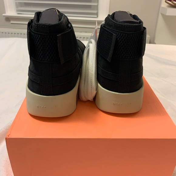 Nike Air Fear of God Raid - Picture 3 of 5